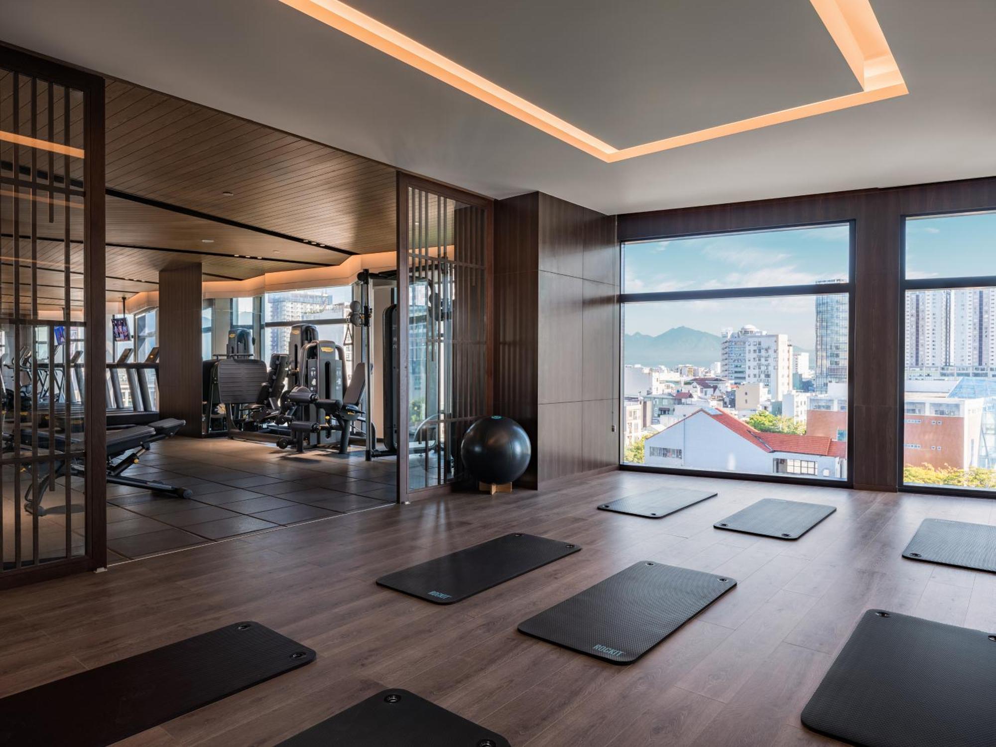 Crowne Plaza Danang City Centre By Ihg Exteriör bild