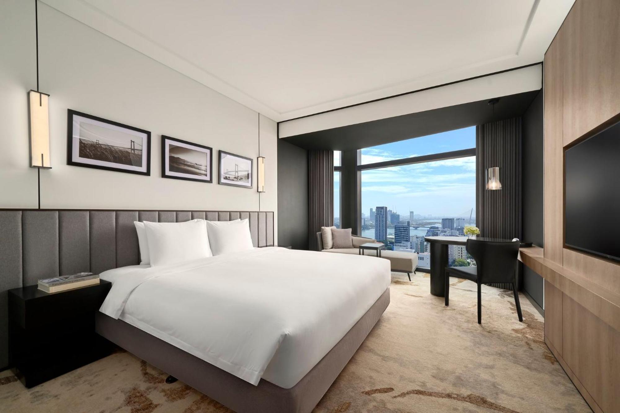 Crowne Plaza Danang City Centre By Ihg Exteriör bild